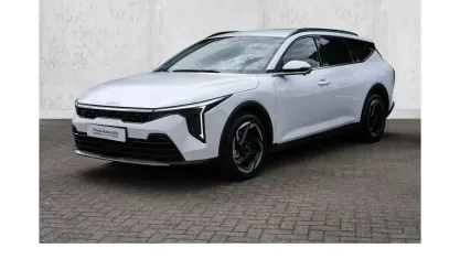 Neu Kia K4 Spirit 150 PS (110 kW) 2026 Weiß Kombi
