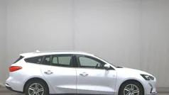 Weiss Gebraucht 2020 Ford Focus Cool & Connect Kombi | 8.780 € (Fairer Preis)
