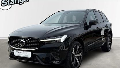 Używany Volvo XC60 Ultimate 235 KM (172 kW) 2023 Czarny SUV