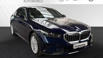 Second-hand BMW 550e Performance 489 CP (359 kW) 2024 Albastru Berlinǎ