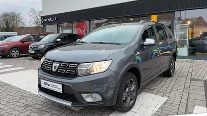 Gebraucht Dacia Logan Celebration 90 PS (66 kW) 2017 Islandgrau (grau) Kombi