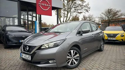 Gun metallic (m) Gebraucht 2020 Nissan Leaf Acenta Kleinwagen | 12.890 € (Fairer Preis)