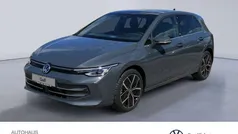 Delfingrau metallic Neu 2025 VW Golf VIII Edition Limousine | 32.850 € (Guter Preis)