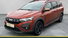 Braun Gebraucht 2024 Dacia Jogger Extreme Van / Kleinbus | 20.890 € (Fairer Preis)
