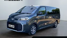 Gebraucht 2024 Toyota Proace Verso Team Kombi | 42.490 € (Fairer Preis)