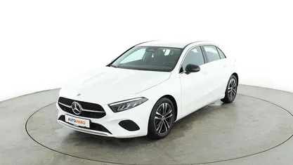 Weiß Gebraucht 2024 Mercedes A180 Progressive Limousine | 27.020 € (Fairer Preis)