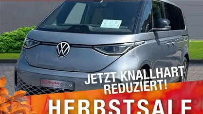 Silber Gebraucht 2022 VW ID. Buzz Pro Van / Kleinbus | 43.920 € (Guter Preis)