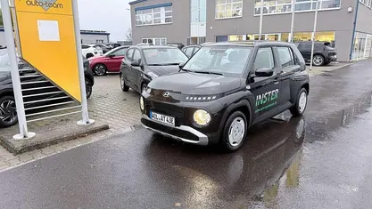 Schwarz Gebraucht 2025 Hyundai Inster Select Kleinwagen | 22.900 € (Guter Preis)