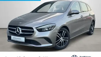 Gebraucht Mercedes B180 Business 136 PS (100 kW) 2019 Silber Van / Kleinbus
