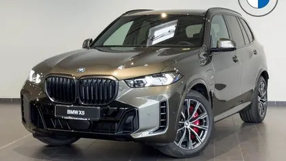 Neu BMW X5 M Sport 489 PS (359 kW) 2026 Grau SUV