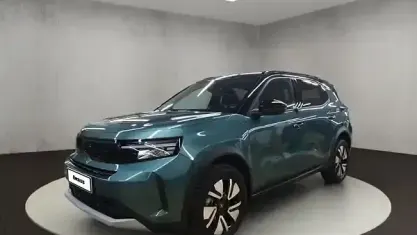 Neu Opel Frontera 101 PS (74 kW) 2026 Khaki grün (metallic) SUV