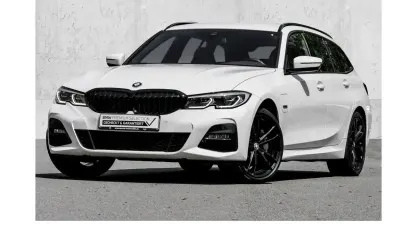 Gebraucht BMW 330 M Sport 184 PS (135 kW) 2022 Alcantara/sensateckombinatio Kombi