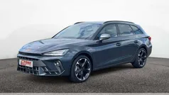 Grau Gebraucht 2025 Cupra Leon Kombi | 33.444 € (Guter Preis)