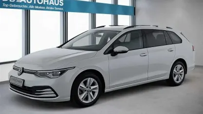Gebraucht VW Golf VIII Life 150 PS (110 kW) 2024 Weiß Kombi
