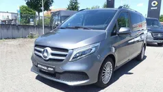 Selenitgrau Gebraucht 2022 Mercedes V220 Edition Van / Kleinbus | 43.880 € (Guter Preis)