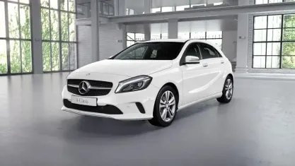 Gebraucht Mercedes A160 Urban 102 PS (75 kW) 2016 Zirrusweiss Kleinwagen