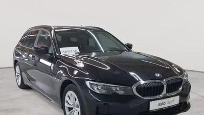Używany BMW 330e Advantage 252 KM (185 kW) 2022 Czarny Kombi