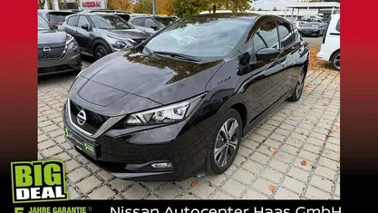Black (m) Gebraucht 2021 Nissan Leaf N-Connecta Kleinwagen | 17.350 € (Fairer Preis)