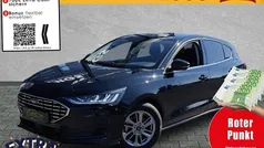 Agate black metallic Gebraucht 2023 Ford Focus Titanium Limousine | 20.870 € (Guter Preis)