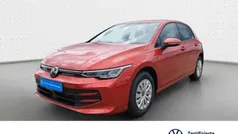 Gebraucht 2024 VW Golf VIII Basis Limousine | 26.490 € (Fairer Preis)