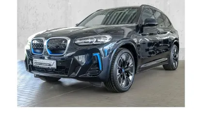 Gebraucht BMW iX3 M Sport 210 kW (286 PS) 2022 Schwarz SUV