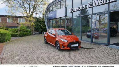 Occasion Toyota Yaris Hybrid 92 ch (67 kW) 2022 Orange Citadine