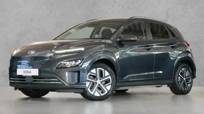 Gebraucht Hyundai Kona Trend 150 kW (204 PS) 2022 Dark knight / mic SUV