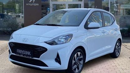 Gebraucht Hyundai i10 Trend 63 PS (46 kW) 2025 Atlas white Kleinwagen