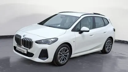 Gebraucht BMW 220 Active Tourer M Sport 170 PS (125 kW) 2025 Weiß Van / Kleinbus