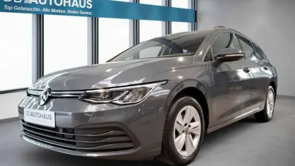 Gebraucht VW Golf VIII Life 110 PS (80 kW) 2024 Grau Kombi