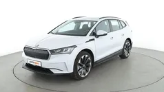 Weiß Gebraucht 2023 Skoda Enyaq iV Loft SUV | 27.400 € (Fairer Preis)