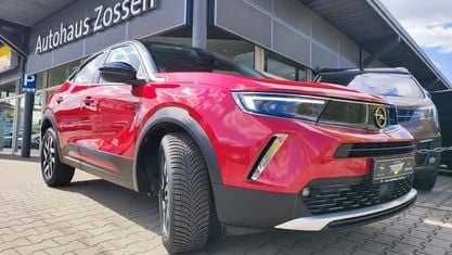 Używany Opel Mokka Elegance 110 KM (80 kW) 2021 Czerwony SUV