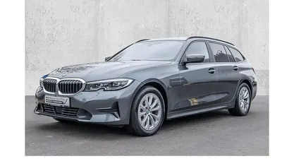 Gebraucht BMW 320 Sport Line 190 PS (139 kW) 2021 Kombi