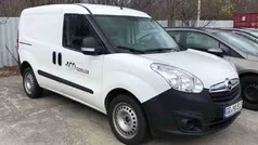 Polarweiss Gebraucht 2018 Opel Combo Van / Kleinbus | 12.495 €