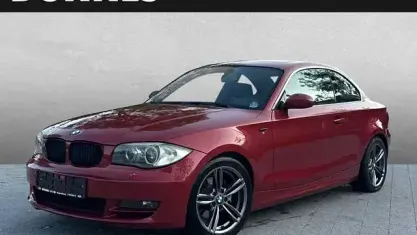 Gebraucht BMW 125 Sport Line 218 PS (160 kW) 2009 Rot (sedonarot metallic) Kleinwagen