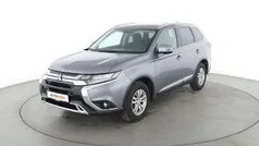 Grau Gebraucht 2019 Mitsubishi Outlander Diamant Edition SUV | 18.000 € (Fairer Preis)