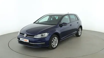 Gebraucht VW Golf VII Comfortline 2018 Blau Limousine