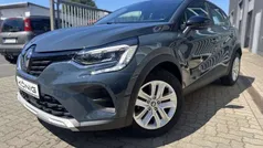 Blau Gebraucht 2024 Renault Captur Equilibre SUV | 19.995 € (Fairer Preis)