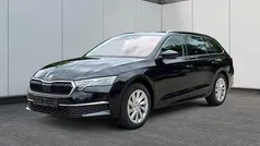 Blackmagic perleffekt/schwarz Gebraucht 2024 Skoda Octavia Selection Kombi | 31.630 € (Superpreis)