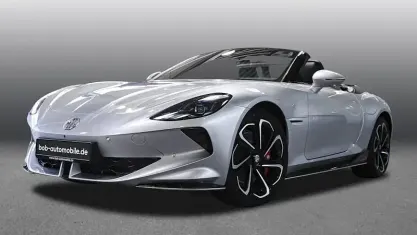 Neu MG Cyberster 375 kW (510 PS) 2026 Medal silver Cabrio