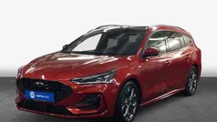 Rot Gebraucht 2023 Ford Focus ST-Line Kombi | 24.500 € (Guter Preis)