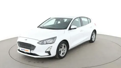 Gebraucht Ford Focus Cool & Connect 125 PS (91 kW) 2019 Weiß Limousine
