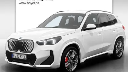 Gebraucht 2025 BMW iX1 M Sport SUV | 54.990 € (Fairer Preis)