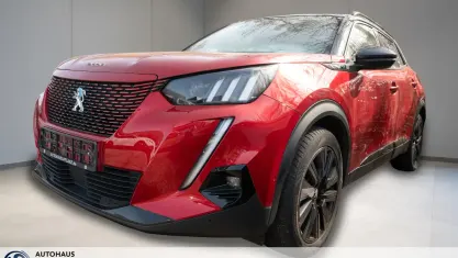 Occasion Peugeot e-2008 GT 100 kW (136 PK) 2021 Rood SUV