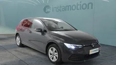 Grau Gebraucht 2023 VW Golf VIII Life Limousine | 26.080 € (Fairer Preis)