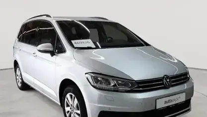 Gebraucht VW Touran Comfortline 150 PS (110 kW) 2021 Reflexsilber metallic Van / Kleinbus