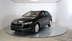 Gebraucht 2024 Skoda Octavia Selection Kombi | 33.790 € (Fairer Preis)