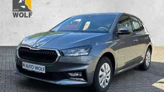 Graphitegrau metallic Gebraucht 2024 Skoda Fabia Selection Limousine | 20.900 € (Fairer Preis)