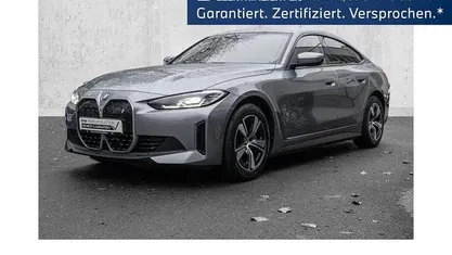 Grau Gebraucht 2023 BMW i4 Sport Line Limousine | 36.590 € (Fairer Preis)