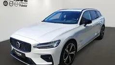 Weiß Gebraucht 2024 Volvo V60 Plus Kombi | 37.600 € (Guter Preis)